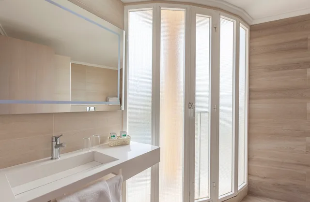 غرفة قياسية رباعية، Olympia Hotel Ronda II 5/8