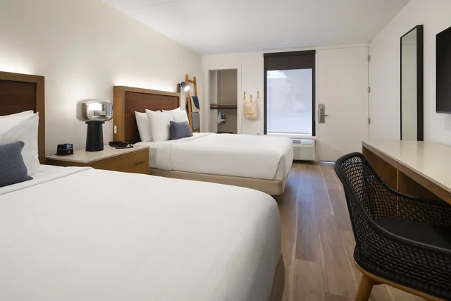 Room, 2 Queen Beds, Partial View, Middle Floor, Sky Rock Sedona, a Tribute Portfolio Hotel 2/5