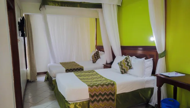 غرفة سوبيريور بسرير مزدوج بشرفة، 67 Airport Hotel 5/10