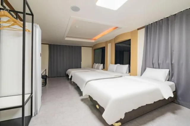 جناح عائلي، Donghae Gloria Tourist Hotel 1/2