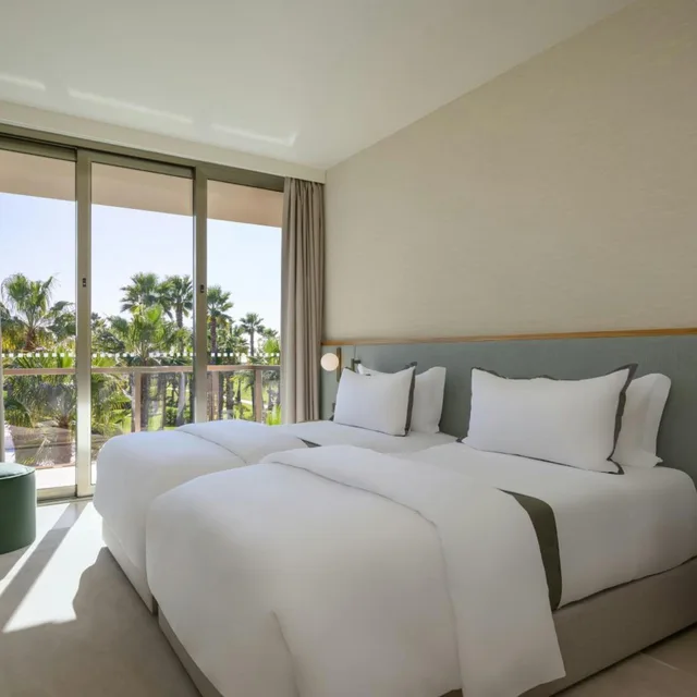 جناح بإطلالة على المسبح بشرفة بـ3 غرف نوم، The Westin Salgados Beach Resort, Algarve 6/10
