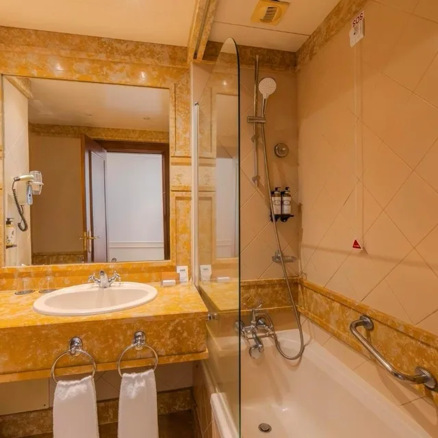غرفة سوبيريور ديلوكس بسرير مزدوج أو سريرين منفصلين بشرفة، Pestana Royal Premium All Inclusive Ocean And Spa Resort 8/9