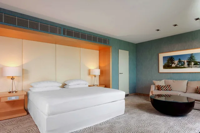 غرفة فاخرة، SHERATON BERLIN GRAND HOTEL ESPLANADE 1/3