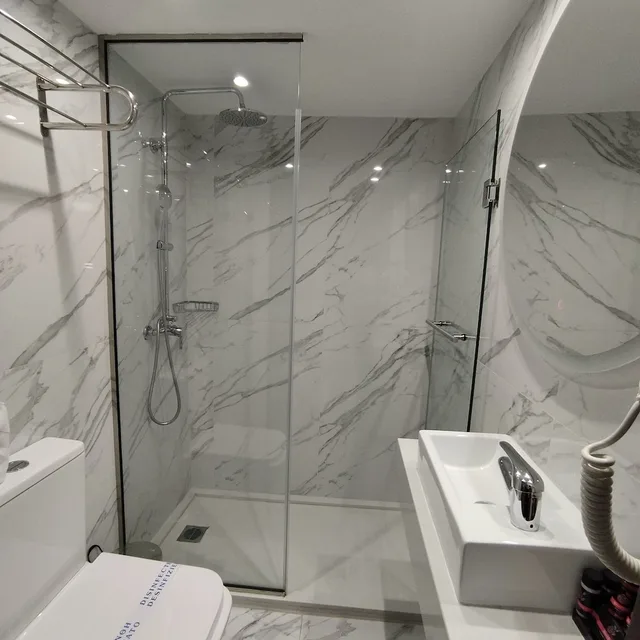 غرفة كلاسيكية بسرير مزدوج مع أريكة، INTERNATIONAL ATENE HOTEL 5/5
