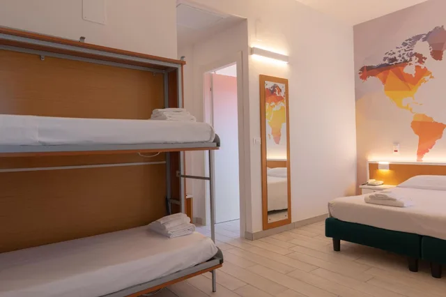 غرفة رباعية بشرفة، HOTEL SOLE 5/10