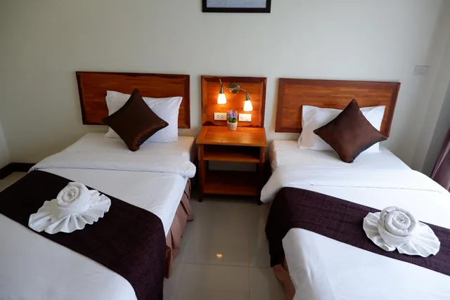 Standard, Twin Beds, Khao Sok Nature Place 1/7