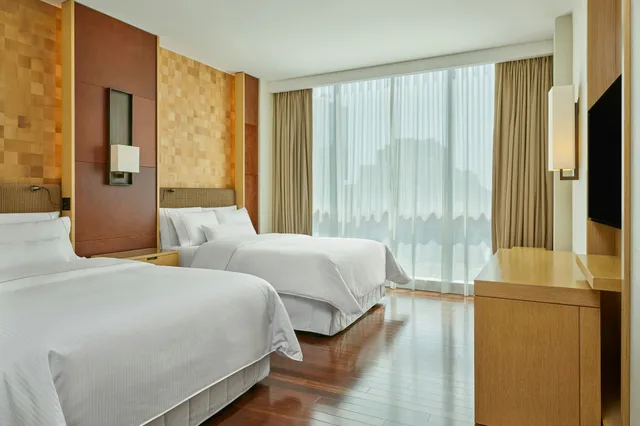 غرفة بسرير كوين، The Westin Lima Hotel & Convention Center 1/6