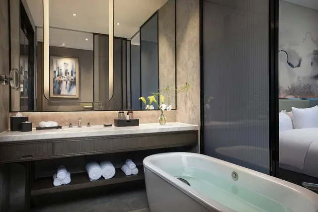 غرفة ديلوكس بسرير مزدوج بإطلالة على المدينة، Sunac Mauve Hill Hotel Guangzhou 2/2