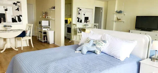 Room, Beach Front, Gulf View، Islander East Condominiums 1/5