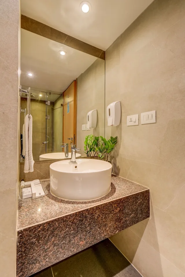 Deluxe, Double Bed, The Ssk Solitaire Hotel & Banquets 4/5