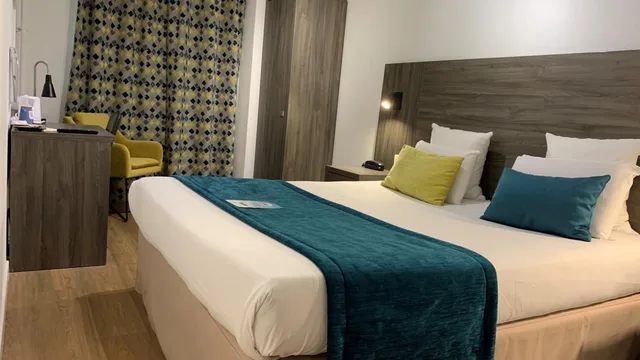 غرفة بسرير مزدوج، KYRIAD CHALON SUR SAONE CENTRE 8/10