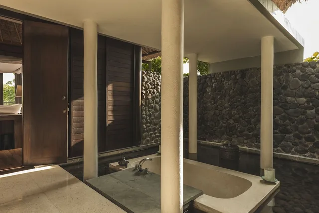 Valley, Villa, King Bed, Alila Ubud 6/7