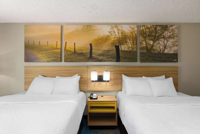 غرفة بسريرين مزدوجين، Days Inn by Wyndham Glasgow 1/6