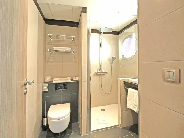غرفة عائلية بسريرين مزدوجين بغرفتي نوم، Hotel Hor Europe 7/8