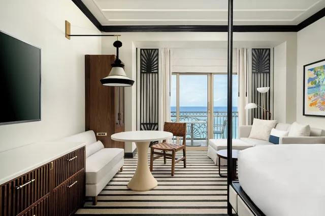 Room, King Bed, Ocean Front, Balcony، The Ritz Carlton Grand Cayman 3/10