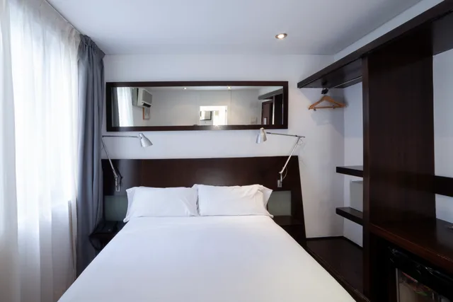 غرفة صغيرة مزدوجة داخلية بإطلالة، Petit Palace Arana 2/9