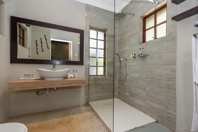 غرفة عائلية، Mziki Safari Lodge 4/4