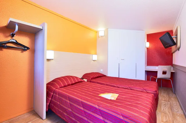 غرفة قياسية بسريرين منفصلين، Hotel Premiere Classe Le Mans Ouest Universite 1/6