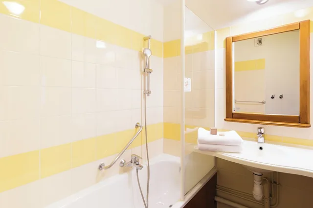 استوديو بسريرين منفصلين وسرير بطابقين بشرفة، Pierre Vacances Residence Les Rives de L Apos Aure 4/6
