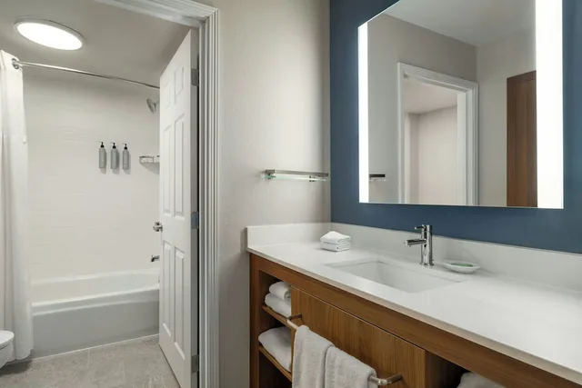 جناح بسريرين مزدوجين بغرفتي نوم، Residence Inn by Marriott Indianapolis Airport 7/10