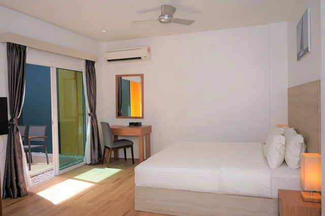 Skylight, King Bed، Ramada by Wyndham Langkawi Marina 1/2