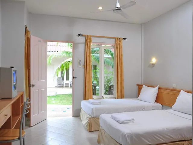 بنغل ديلوكس، The Natural Resort 3/10