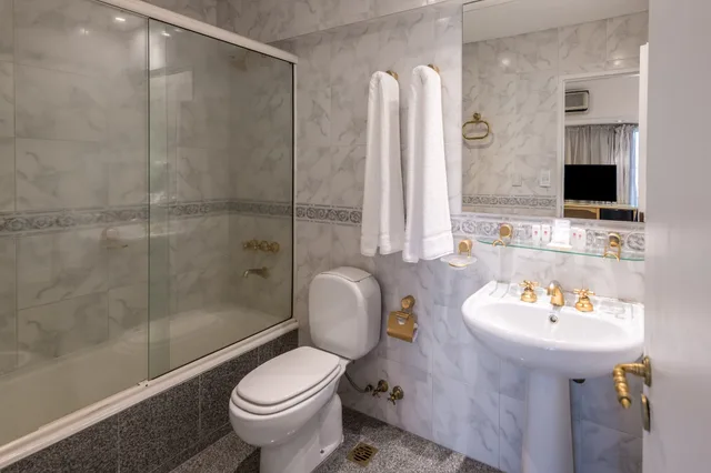غرفة قياسية ثلاثية بسرير مزدوج وسرير فردي، Exe Hotel Colon 6/10