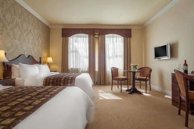غرفة عائلية بسرير مزدوج أو سريرين منفصلين، An Chuirt Hotel Gweedore 3/3