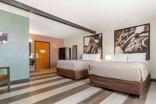 Room, 2 Queen Beds, Accessible, Quality Inn Hamilton Bitterroot Valley 2/3