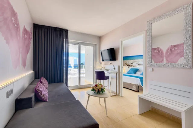 Privilege, Suite, Sea Front، Tropic Garden Hotel & Apartments 4/7