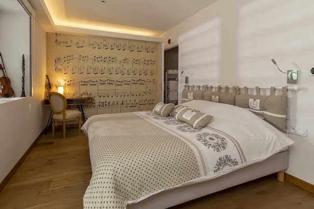 غرفة سيغنتشر بسرير مزدوج، The Originals City, Hotel de la Balance, Montbeliard 7/10