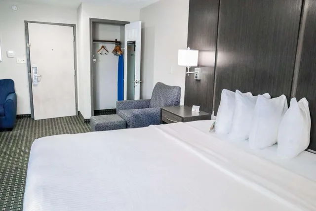 جناح بسرير كينج، Best Western Ocala Park Centre 4/10