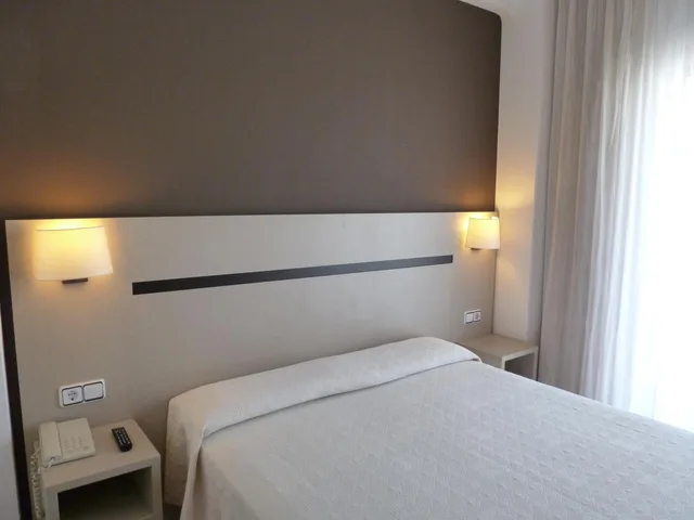 غرفة قياسية بسرير مزدوج، Costa Brava Blanes 2/4