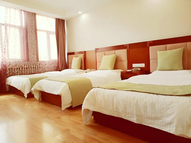 غرفة ثلاثية، GreenTree Alliance Hulunbeier Zhalantun Railway Station Hotel 1/1