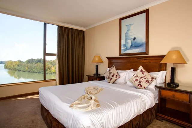 غرفة ديلوكس بسرير مزدوج، Riviera on Vaal Resort 2/10