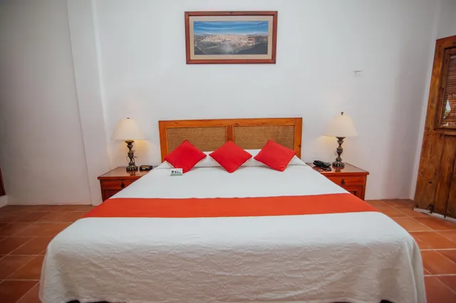 Superior, King Bed, El Meson Del Marques 2/10