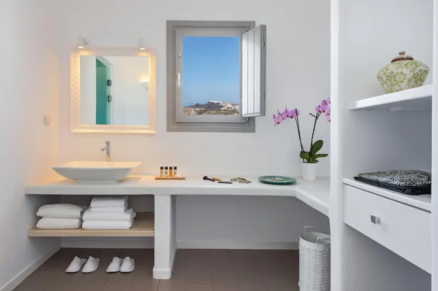 Honeymoon, Suite, Caldera View, Two Story, Bathtub، Villa Irini Fira 8/9