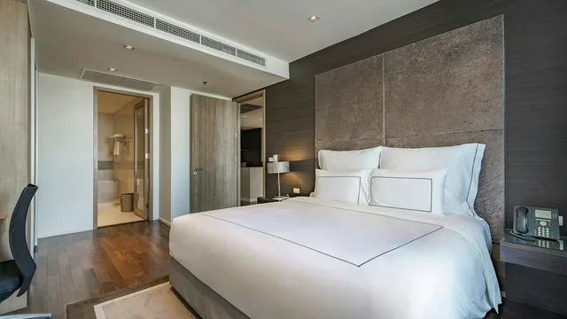 جناح بشرفة بغرفتي نوم، MUU Bangkok Hotel 1/3