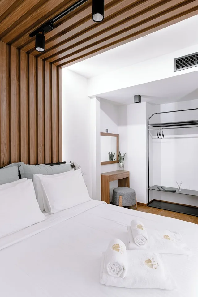 جناح جونيور بسرير كوين مع أريكة، Snob Athens 1/10