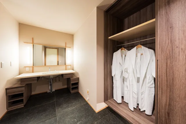 غرفة بريميوم بسريرين مزدوجين بحوض استحمام، ONIYAMA HOTEL 3/3