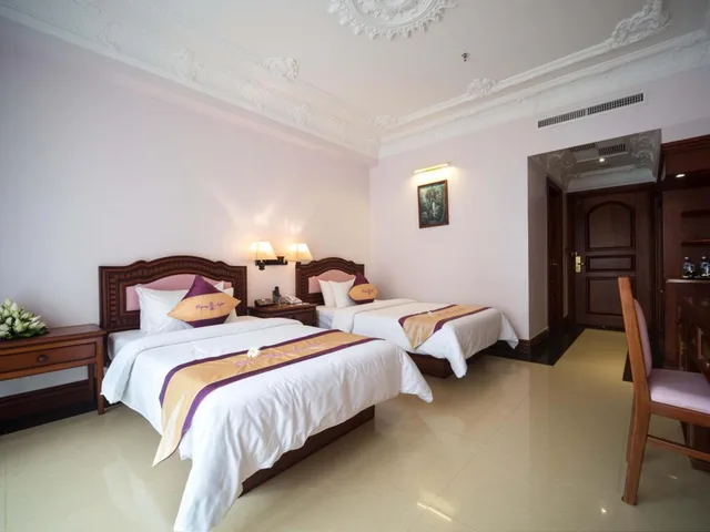 Deluxe, Triple, REGENCY ANGKOR HOTEL 2/3