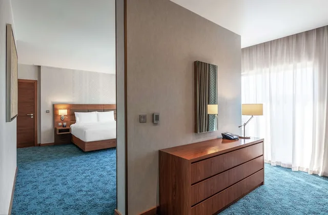 جناح بسريرين كينج بغرفتي نوم، DoubleTree by Hilton – Dubai, Al Jadaf 3/5