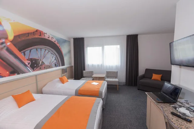 غرفة بسريرين منفصلين، Hotel Le Paddock 8/9