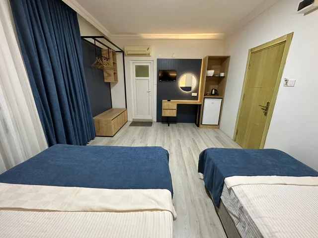 غرفة قياسية ثلاثية، Enda Lara Hotel 2/3