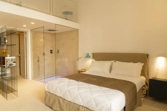 غرفة فاخرة بسرير كوين، Donna Domenica Boutique Suites 6/10