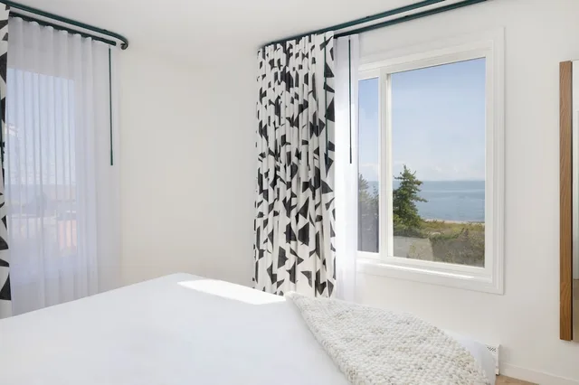 Town House, 1 Queen and 4 Single Beds, 2 Bathrooms, Sofa، Red Jacket Beach Resort Spa 3/10
