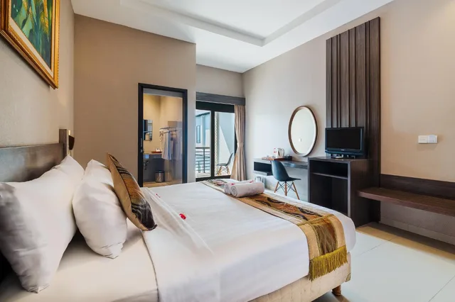 غرفة ديلوكس بإطلالة على المسبح، Padma Sari Hotel 6/10