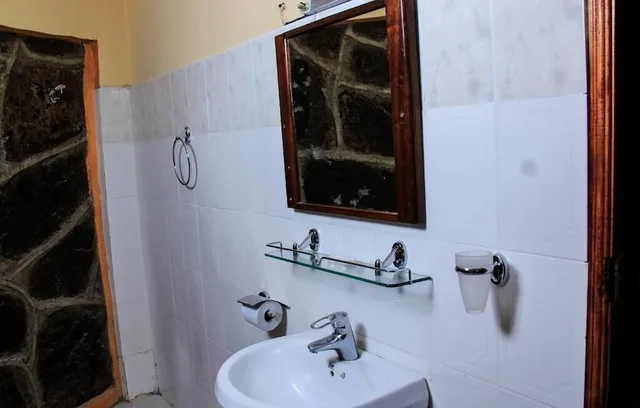غرفة قياسية بسرير مزدوج، Naivasha Peppercorn Holiday Resort 5/5