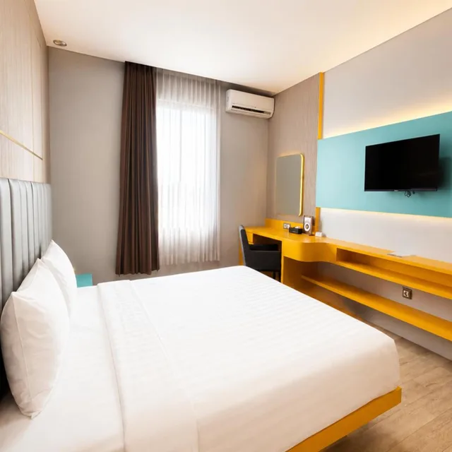 غرفة بسرير مزدوج أو سريرين منفصلين، Grand Kangen Hotel Urip Sumoharjo 1/10