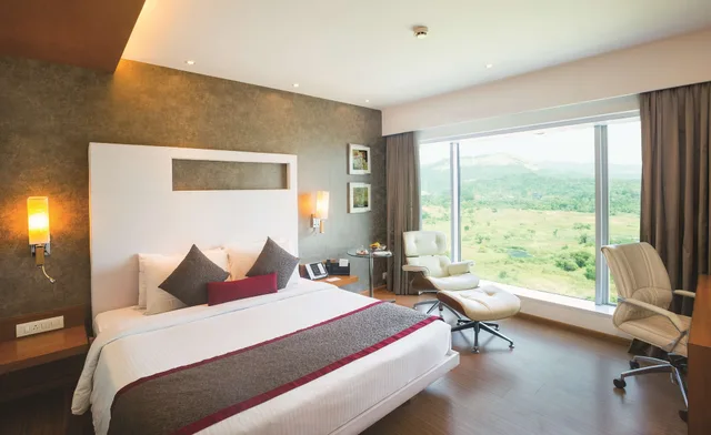 غرفة سوبيريور بسرير كينج، Park Inn by Radisson Navi Mumbai 1/10